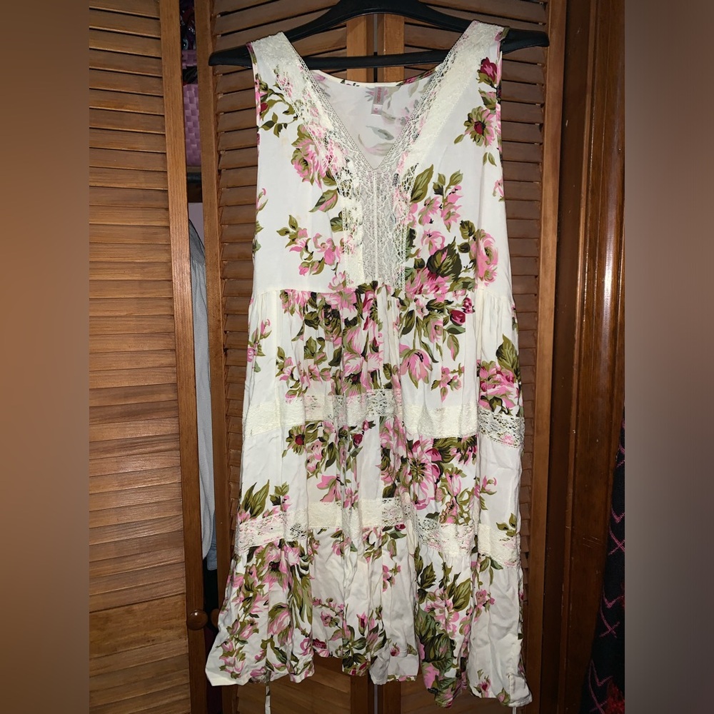Xhilaration floral lace dress.